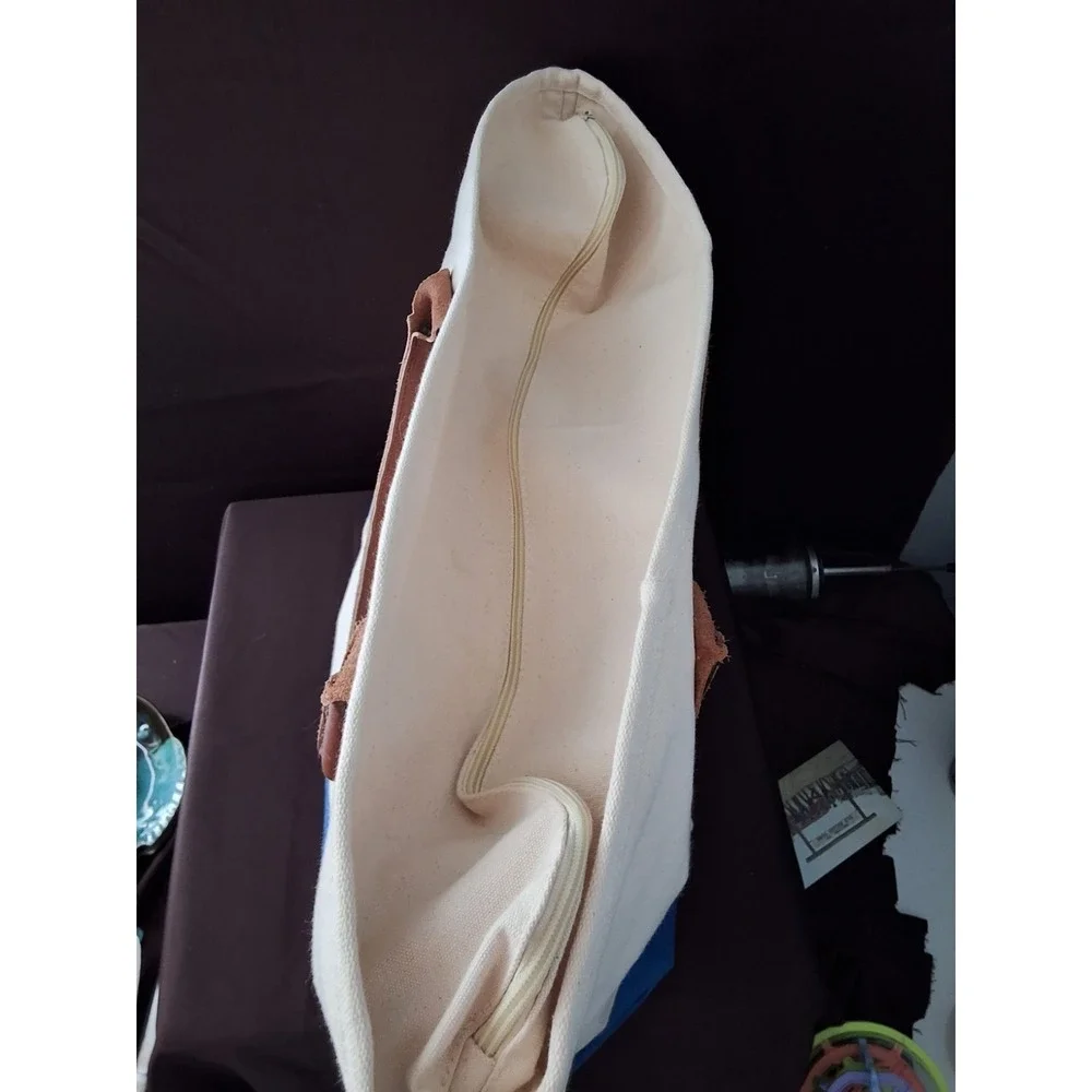 1999 NGA Canvas 